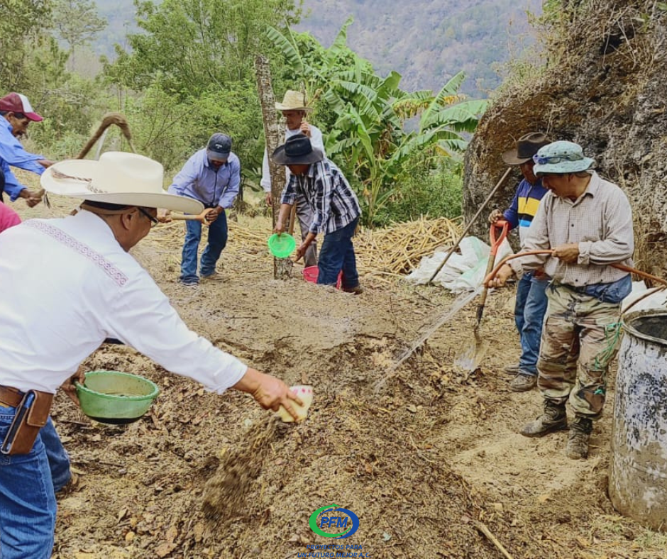 Elaboración de bocashi-mixes